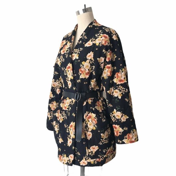 Zara Women’s Oversized Black Floral Kimono Jacket - Picture 2 of 16